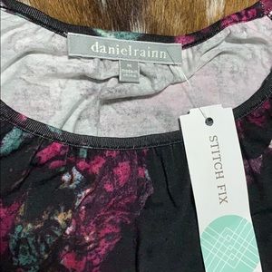 Daniel rainn . M blouse Stitch Fix